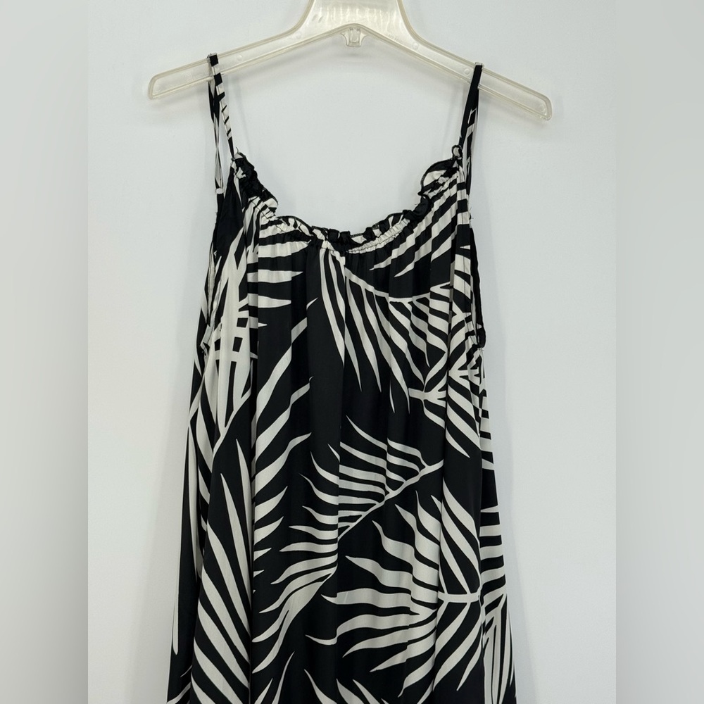 True Destinations Black & White Palm Leaf Print Size Large Maxi Dress - Picture 5 of 9